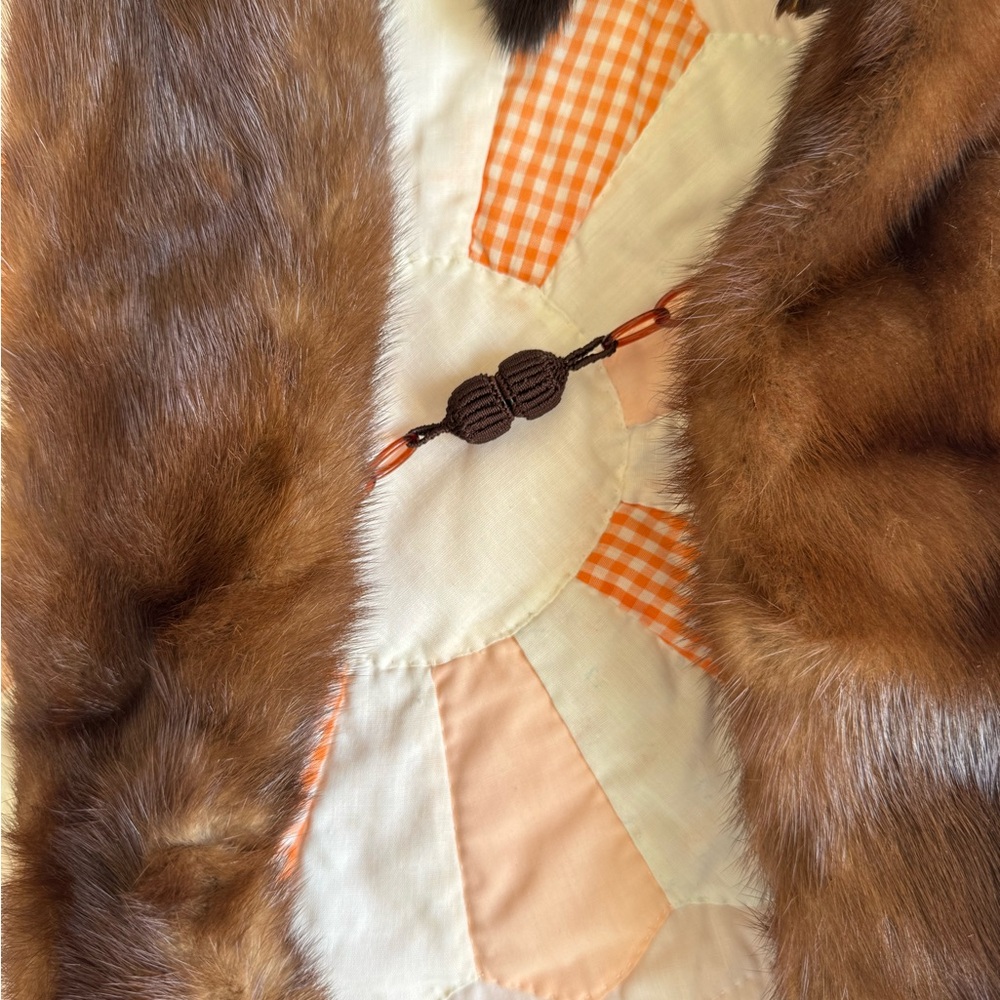 Mink Stole - Picture 4 of 4